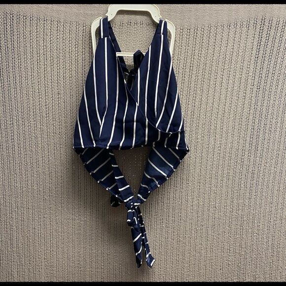 Women’s unbranded blue and white striped Frank price halter top - Picture 1 of 3